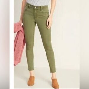 ⭐️$5 Add-on Old Navy Rockstar Mid-Rise Fern Green Skinny Pants 2